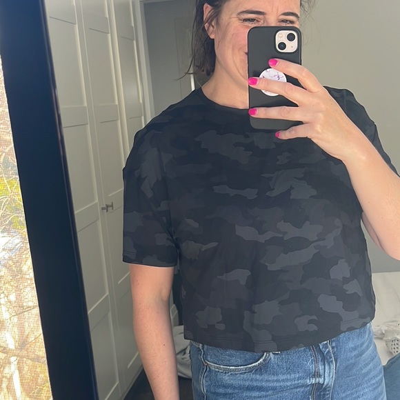 lululemon athletica Tops - Lululemon Abrasion-Resistant Training T-Shirt